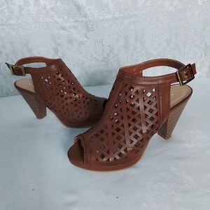 CL by Laundry brown perforated peep-toe heeled sandals Size 8